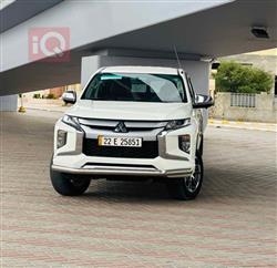 میتسوبیشی L200